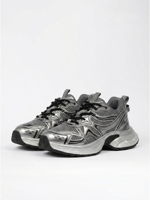 Casual shoes