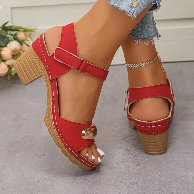 Women's Fashion Sandals Summer 2026 New Coarse Heel Leisure Comfortable Retro Outdoor Beach Cool Pumps Open Toes Elegant Sandals