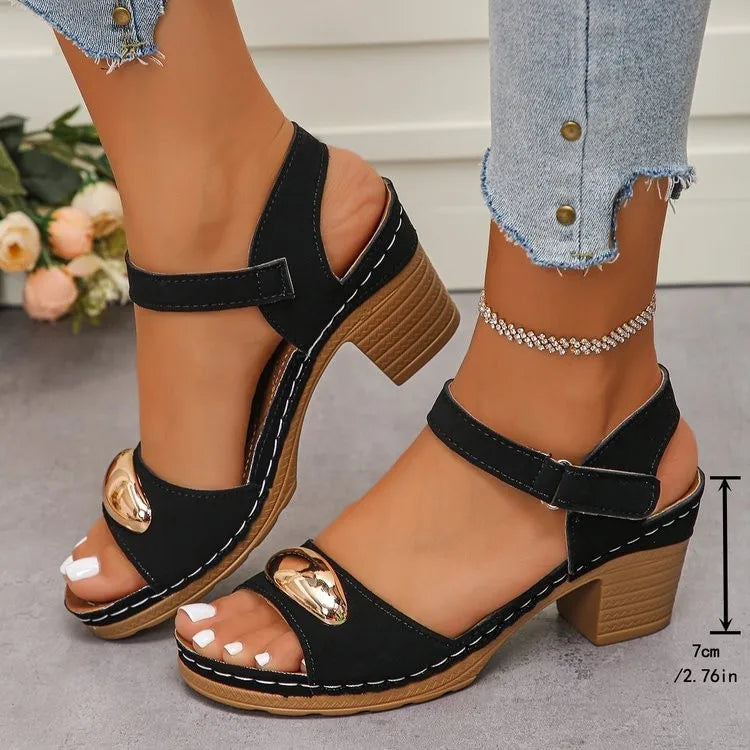 Women's Fashion Sandals Summer 2026 New Coarse Heel Leisure Comfortable Retro Outdoor Beach Cool Pumps Open Toes Elegant Sandals