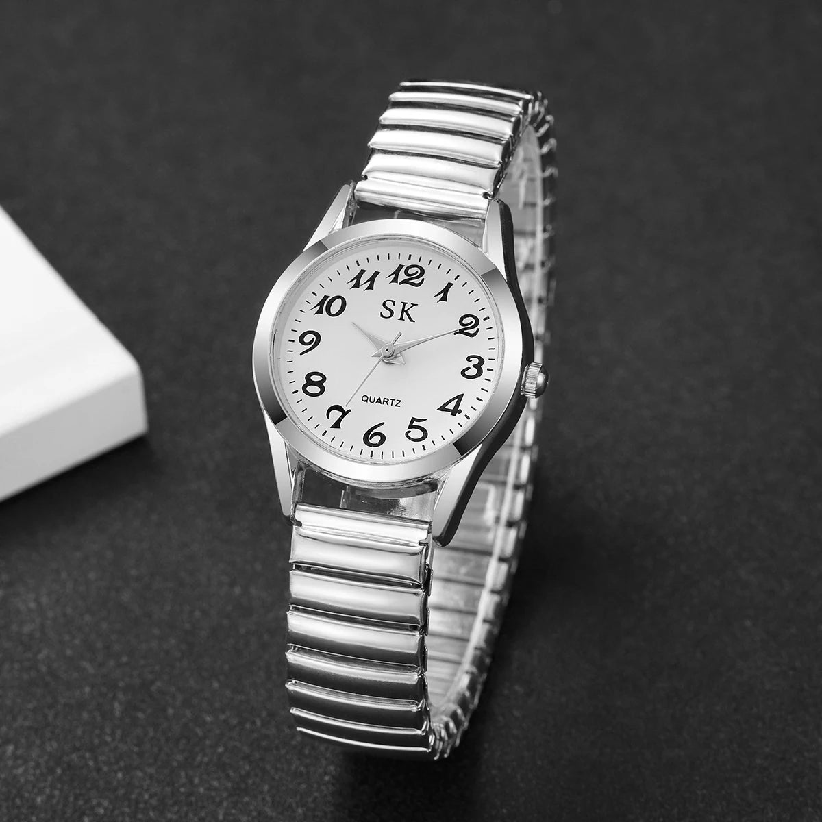 Middle aged and elderly watches, men's large digital dial, women's watch, steel strip spring, elastic band, elderly watch
